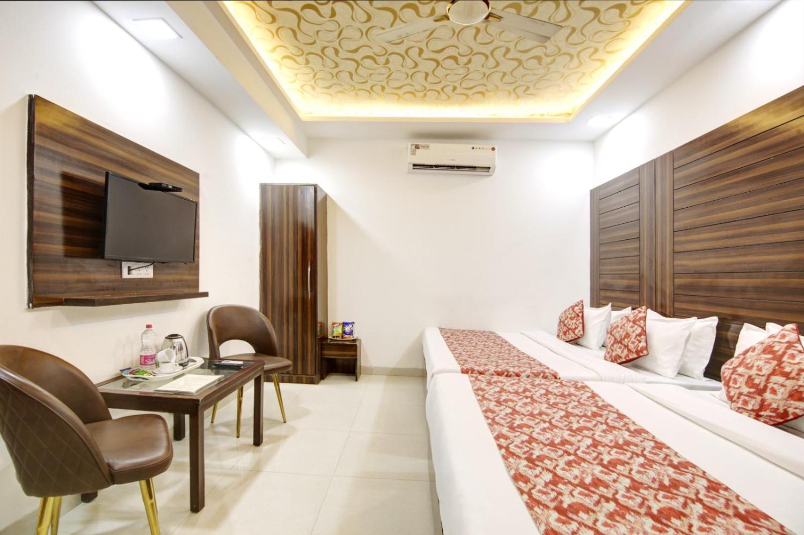 Hotel Devrana Delhi Airport New Delhi Bagian luar foto